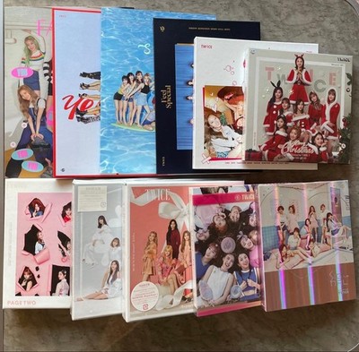 TWICE 引退品 RANDOM PICK KEY HOLDER / TWICE『ENEMY』 – JYP JAPAN ONLINE STORE