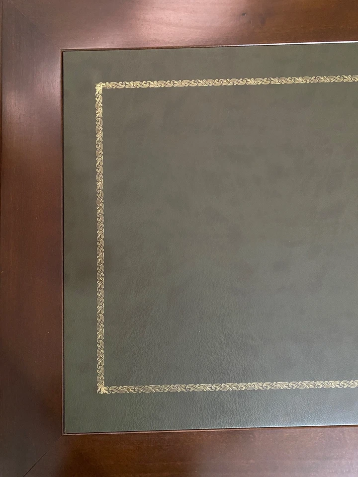 Scrivania elegante per computer da ufficio - Immagine 3 di 4