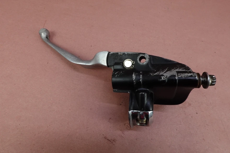 Harley-Davidson Dyna Glide Custom 1992 - FXDC cilindro maestro de freno delantero derecho Foto 4 de 4