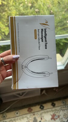 NIB - Intelligent Face Massager - Reshape Delicate V-FACE  model # PK-180 
