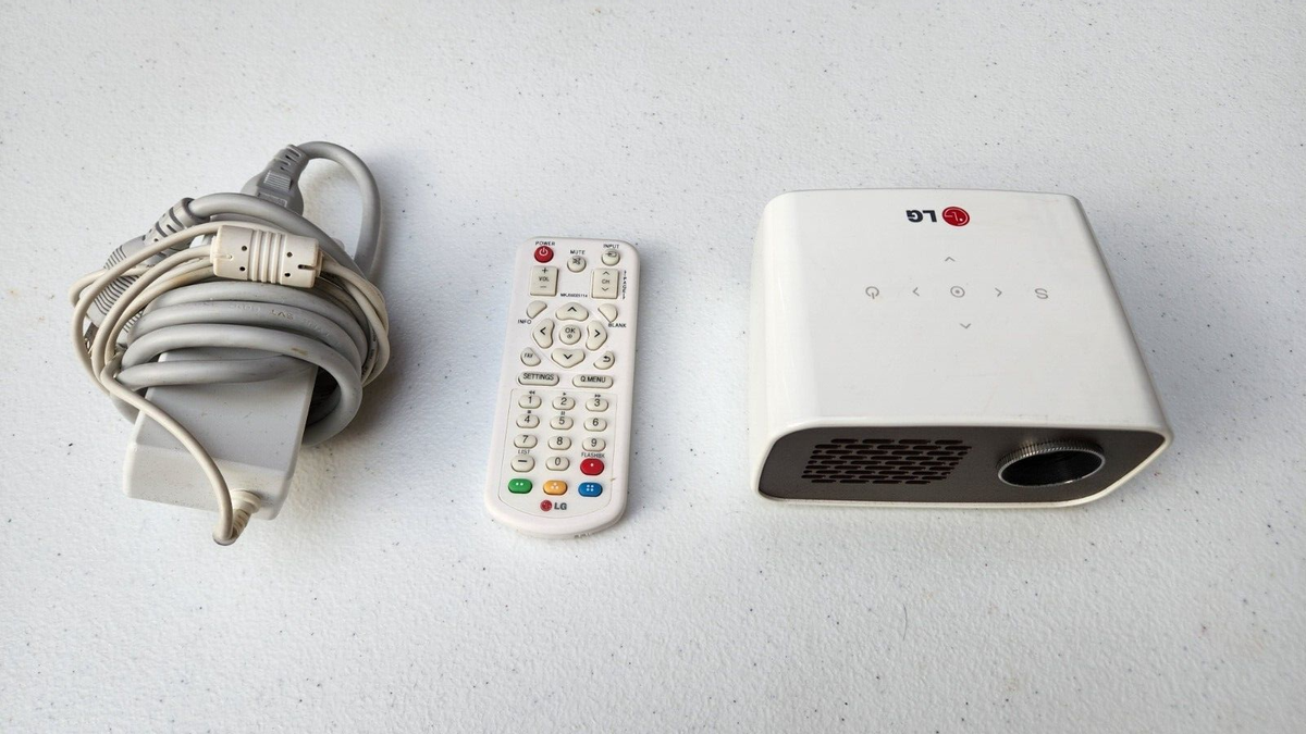 LG PH300 Minibeam LED Projector with Embedded Battery and Built-in