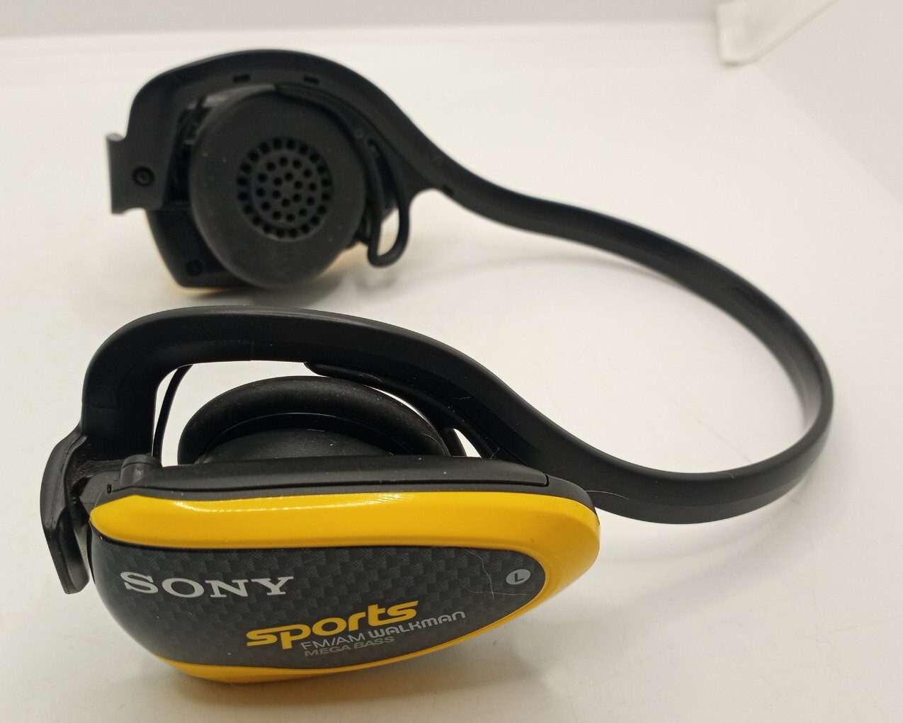 メンテ可動品]ソニースポーツウォークマンsonysports WM-F75 【ZS-1862