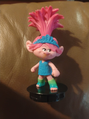 2020 Dream Works Trolls 2 Movie PCO Cup Topper Figure