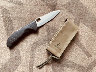 Victorinox Hunter Pro V1 (0.9410.3), Einhandmesser satiniert, Unbenutzt + Tasche