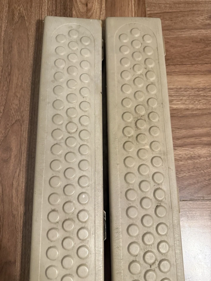 99-07 FORD F250 F350 DOBLE CABINA UMBRAL PUERTA PLACAS DE RETROCESO PANELES ASIENTO TRASERO BRONCEADO EXCURSIÓN Foto 3 de 4