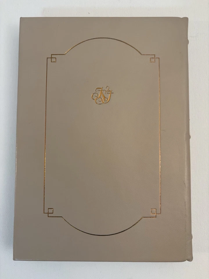 Franklin Library The Gatsby F. Scott Fitzgerald Special Ed 1974 w/ Editors Notes - Image 2 of 4