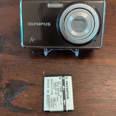 Olympus FE FE-4020 14.0MP Digital Camera - Warm gray for sale