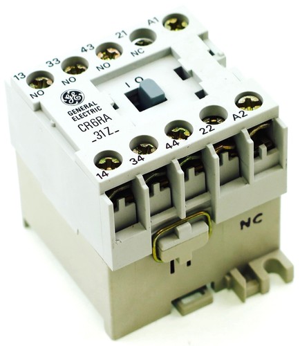 GE Miniature Din Rail Magnetic Contactor 3NO 1NC CR6RA31ZJ 48V AC Coil - 第 1/4 張圖片