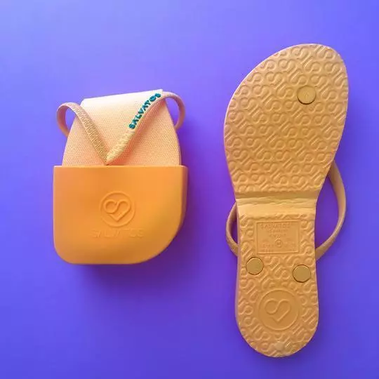 Salvatos flip flops sale