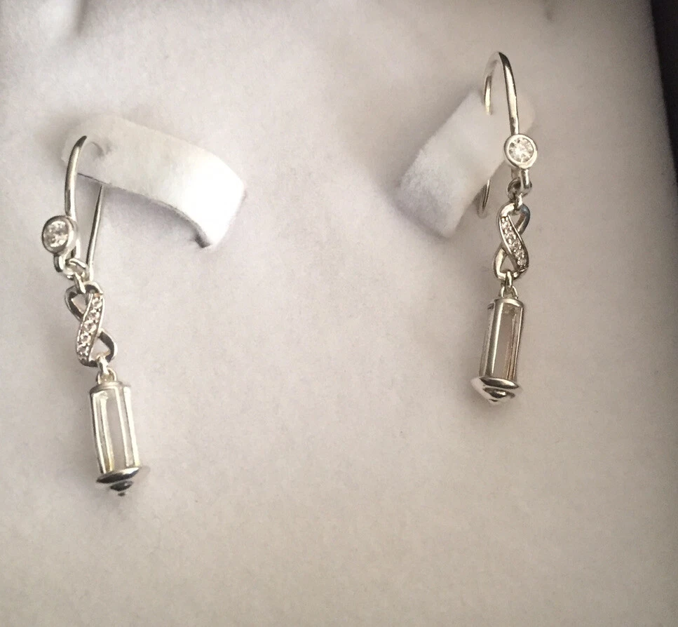 Emma and roe earrings deals