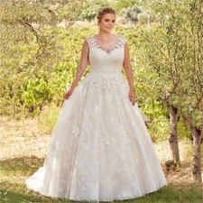 Plus Size Wedding Dresses Lace Appliqued Scoop Neck Illusion Back Elegant Gowns