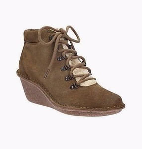 clarks polyveldt boots