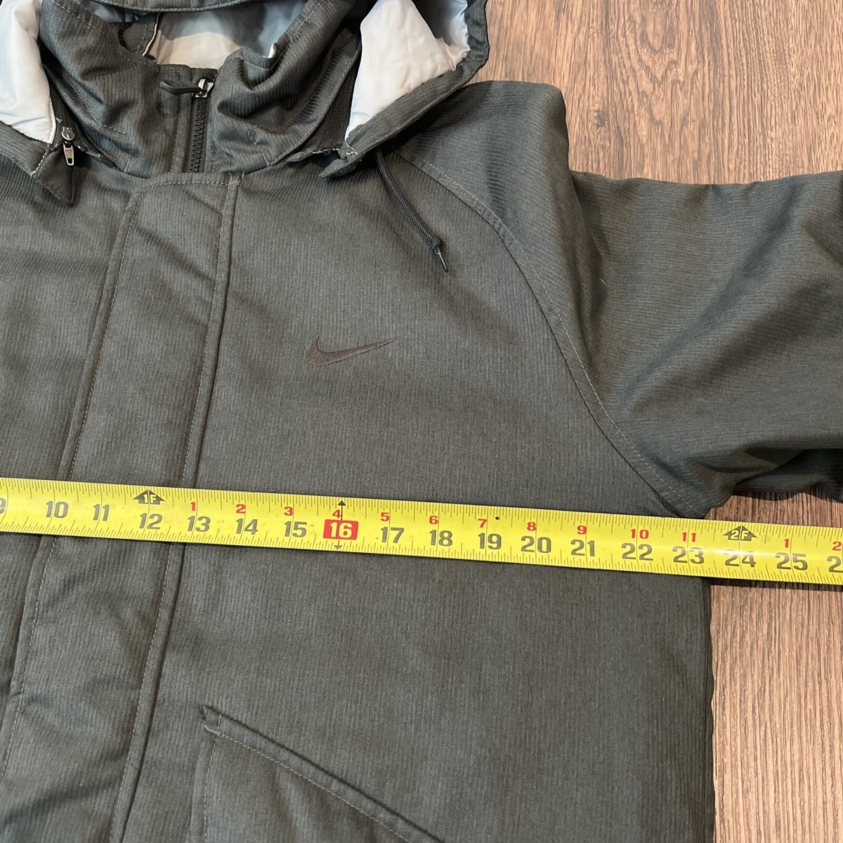 Nike Storm Fit Synthetic Jacket Fill Mens Size M Green Gray Nike Storm Fit Synthetic Jacket Fill Mens Size M Green Gray