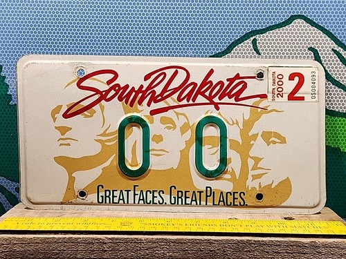 2000 South Dakota Vanity License Plate O O 👀 Repeating Letters Great Faces