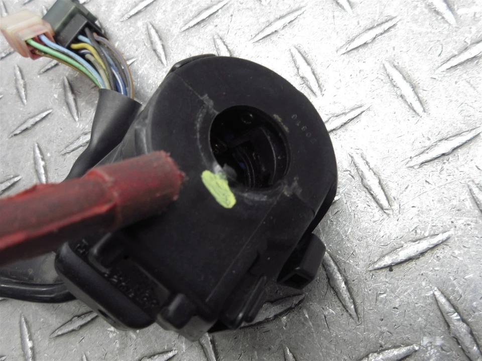 Interruptor izquierdo interceptor Honda VFR800 2003 02-09 manillar luz de control bocina Foto 2 de 4