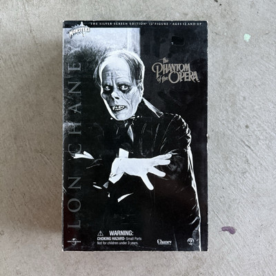 Sideshow Universal Monsters Silver Screen Edition Phantom of the Opera 12'' 2002