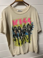 Daydreamer Kiss Destroyer Tee Vintage Single Stitch Made in USA Medium