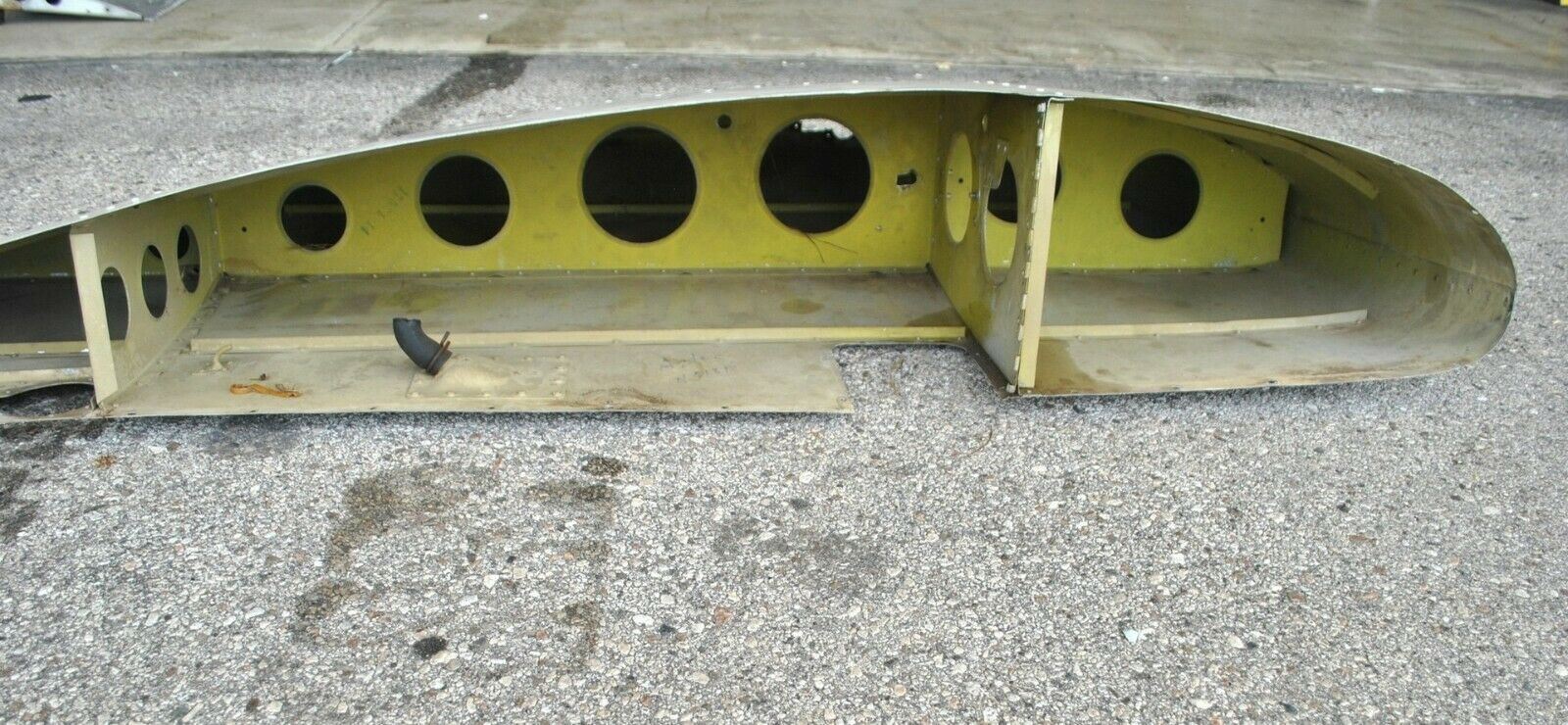 Piper Aztec Apache Pa-23-250 LH Wingtip 17531-40 for sale online 