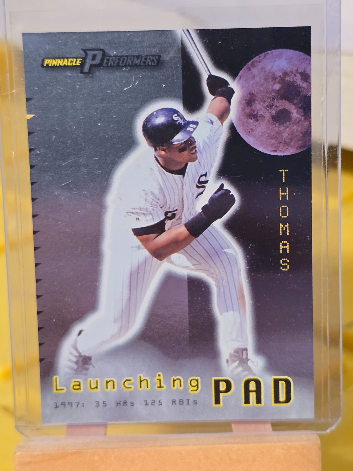 1998 Pinnacle Performers Launching Pad #4 Frank Thomas