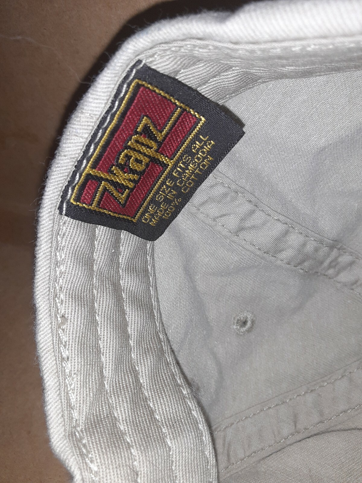 Vascular Solutions Adjustable And Lightweight Hat… - image 6