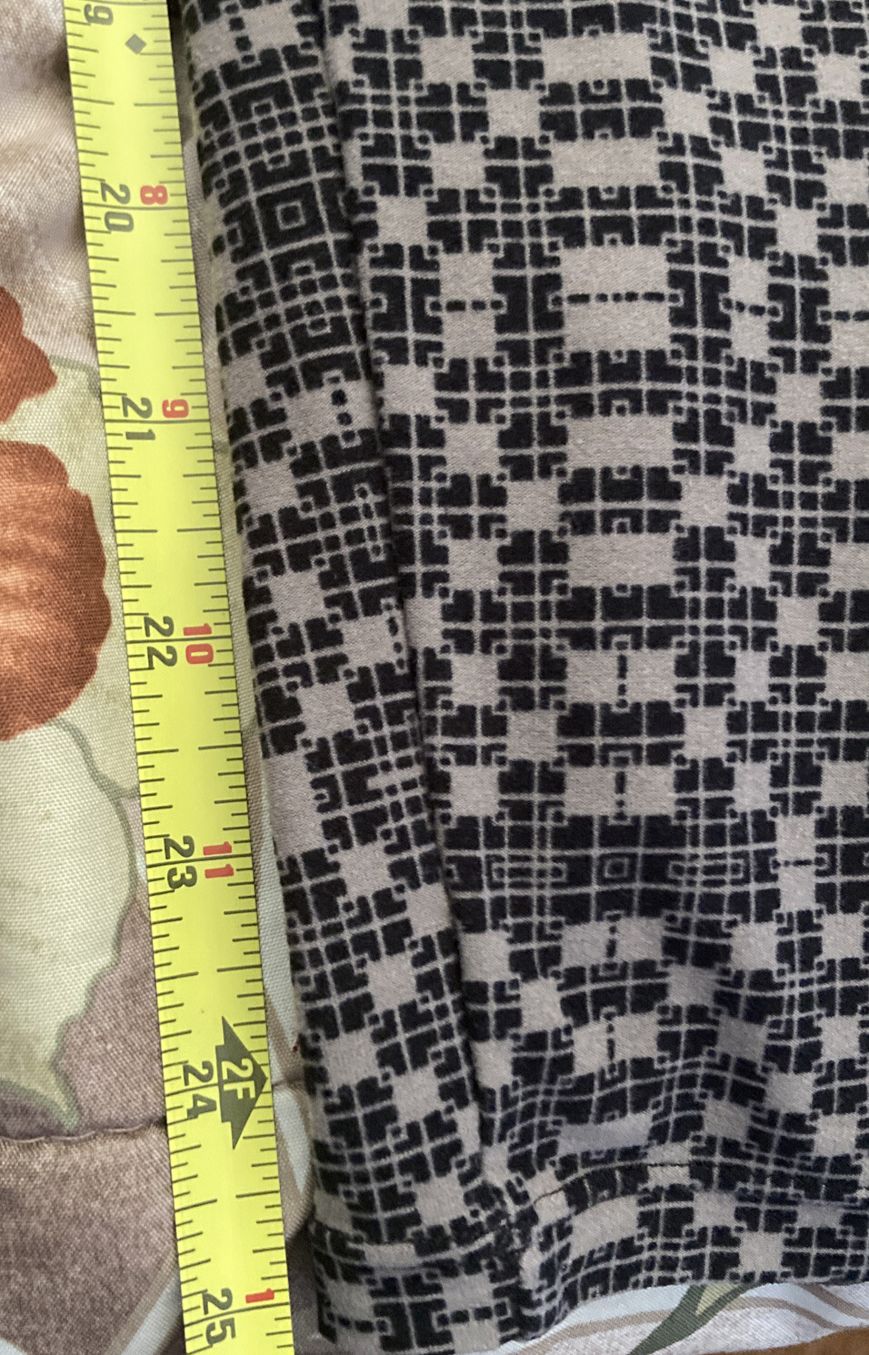 Lularoe Geometric Patterned All Over Leggings Wom… - image 11