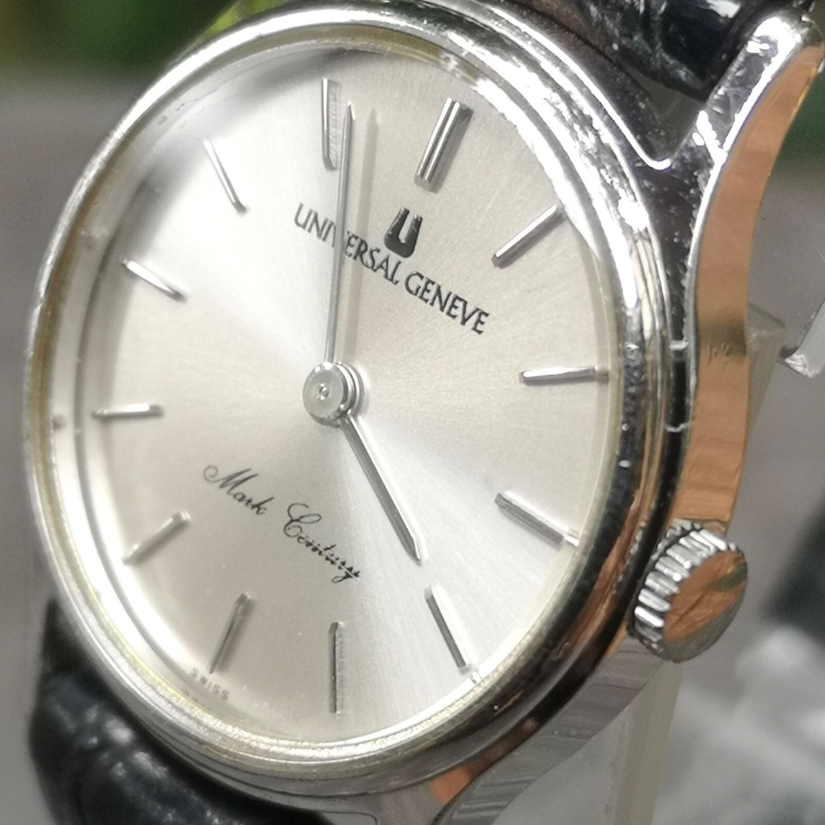Vintage Universal Geneve Mark Century Swiss Ladies quartz watch. 7 