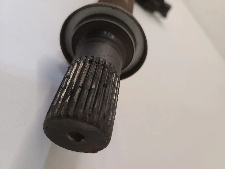 Eje de pasajero derecho 14-16 KIA FORTE 1,6 L transmisión automática delantera Foto 2 de 4