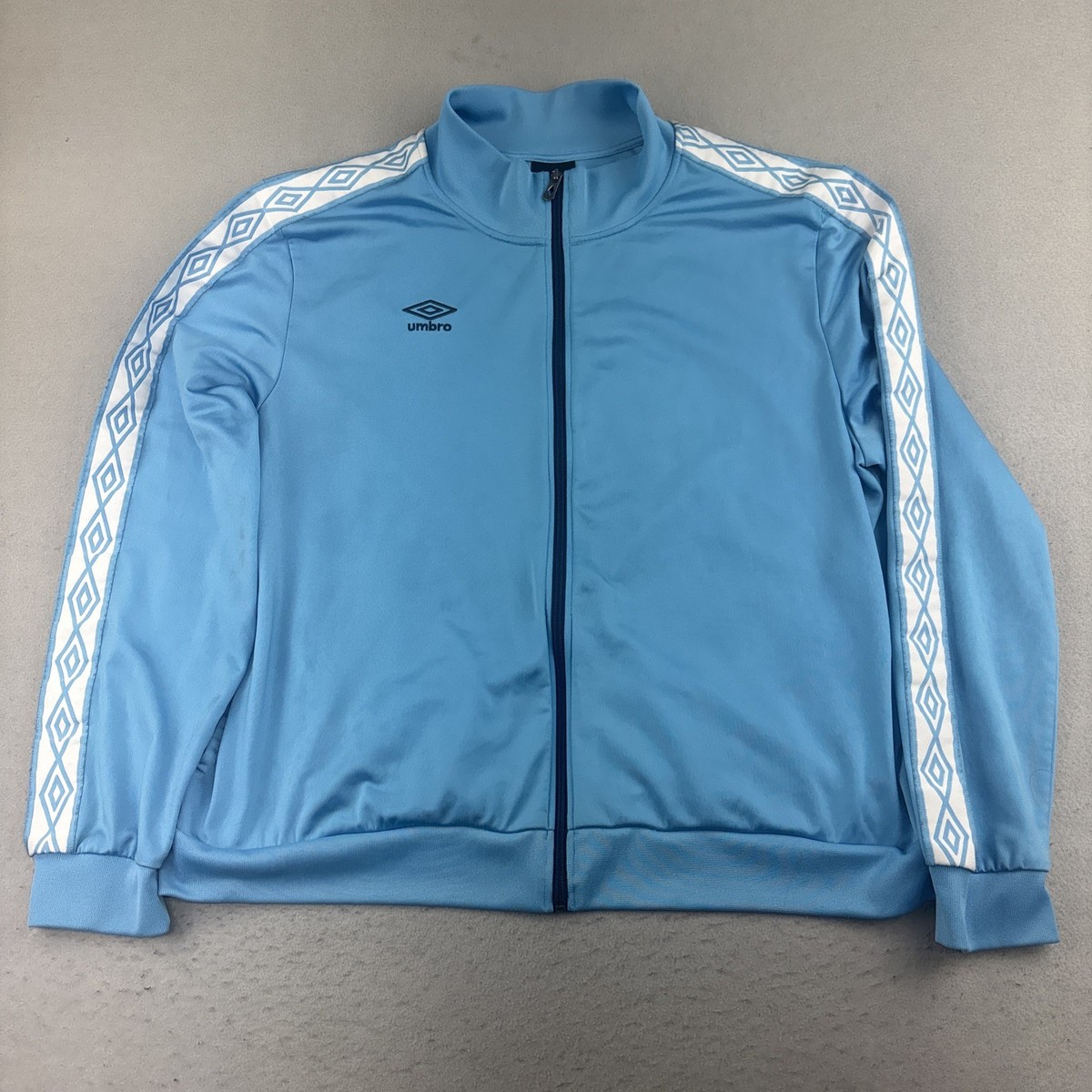 Umbro Sweatshirt Mens XXL Blue Full Zip Pockets Long Sleeves Warm 