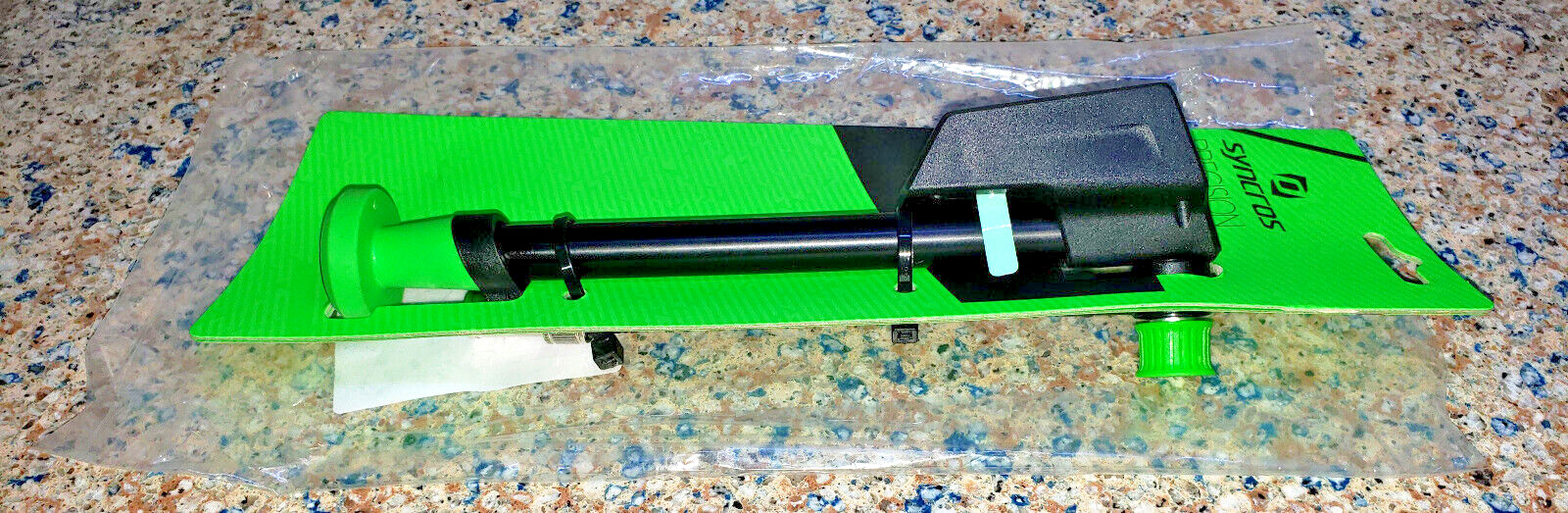 100% NEW Syncros Boundary 1.0SH Digital Shock Pump 300 PSI SAME DAY FREE SHIP