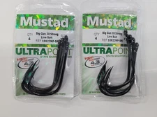 Mustad Ultra Point Hooks Big Gun 3x Strong 7/0 Live Bait lot of 2