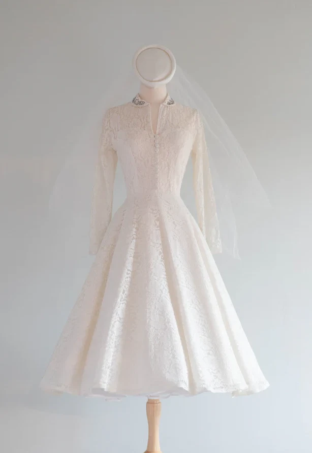 Vintage Elegant Wedding Dresses 1950s Couture Lace Tea Length Retro Bridal Gowns - Image 2 of 4