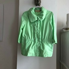Lilly & Van Women Rain Jacket. Size M Water Resistant Outdoors