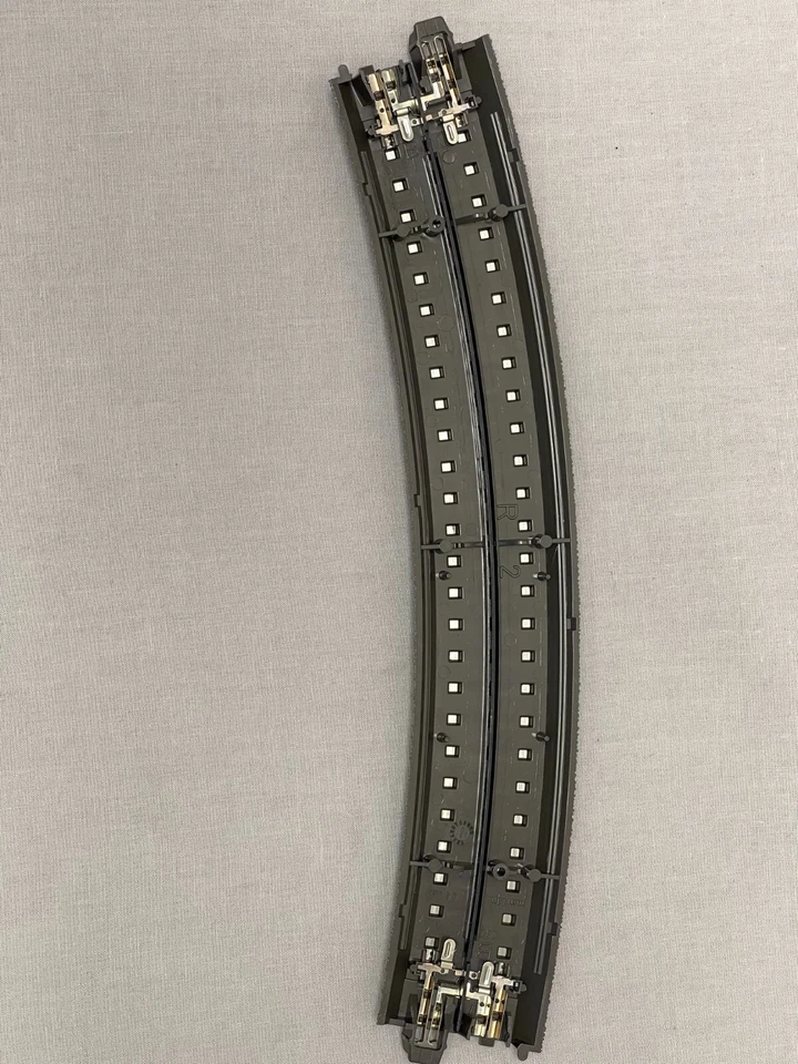 Märklin HO Scale 24230 C Track Curved R2 437.5 mm / 30° - 1 Piece - Image 2 of 4