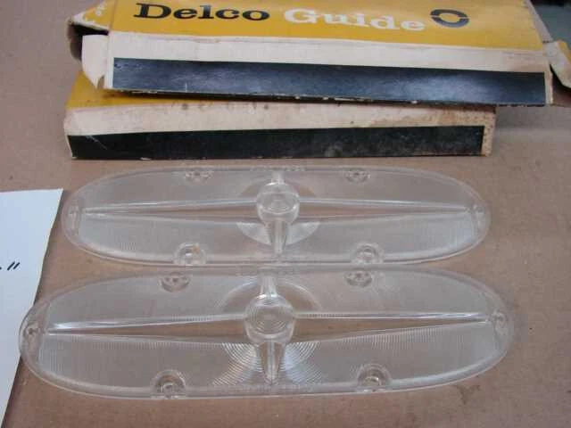 Pontiac 1958 Nos GM Park Lámpara Señal de giro Lentes Par Chieftain Star Chief Super Foto 3 de 4