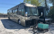 2005 Country Coach Magna 4 Slideouts Cat C-13 525HP Diesel **SALVAGE TITLE**