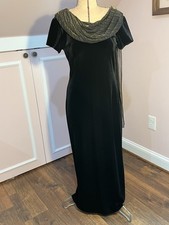 Formal Black Floor Length Stretch Velvet Dress, Size 8 Straight And Clingy