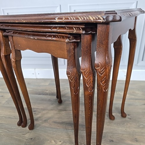Antique Vintage Queen Anne Carved Wooden Nest Of 3 Tables - Glass Leather Tops - Picture 7 of 24