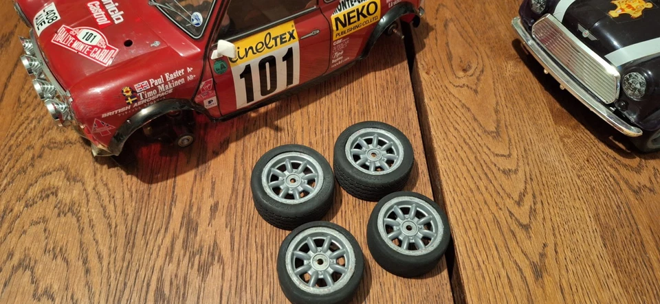 Tamiya Mini Cooper e Mini Cooper Montecarlo 1/10 - Immagine 4 di 4