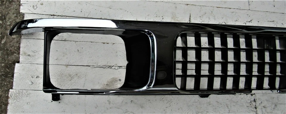 ISUZU CAMPO TFS MODELO 1988 93 PARRILLA DELANTERA MÁSCARA CROMO NUEVO RECAMBIO Foto 2 de 4