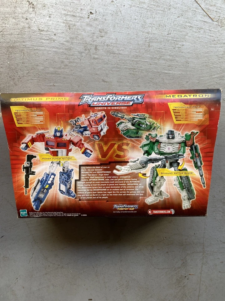 New-Transformers Universe-The Ultimate Battle-Optimus Prime vs Megatron - Image 2 of 2