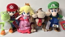 Nintendo-Super Mario Bros Plush-LOT OF 5- Yoshi,Mario,Peach,DK, Luigi-NWT