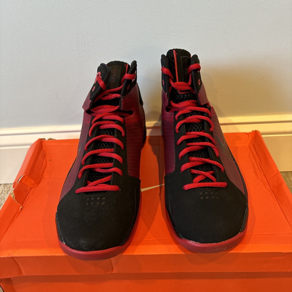 NIKE HYPERDUNK SZ 10 BLACK RED DS 324820 603 RARE OG AIR