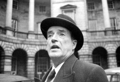The Duke Of Argyll Seen Here Outside The Law Courts May 1963 Old Photo