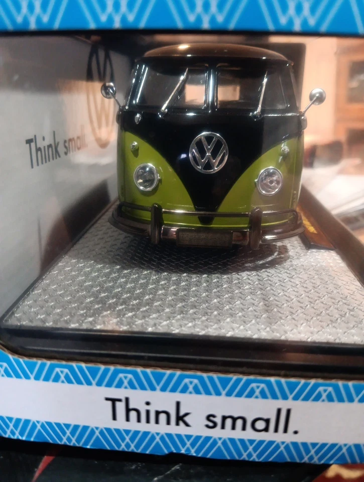 m2 машины 1/24 Chase 1/750 1960 VW ДОСТАВКА VAN KOMBI ЗЕЛЕНЫЙ WALMART ЭКСКЛЮЗИВ - Изображение 2 из 3