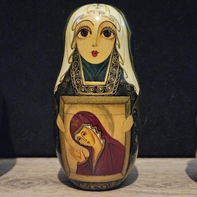 Vintage russische handbemalte signierte verschachtelte Puppen Matroschka aus Holz. 10er Set