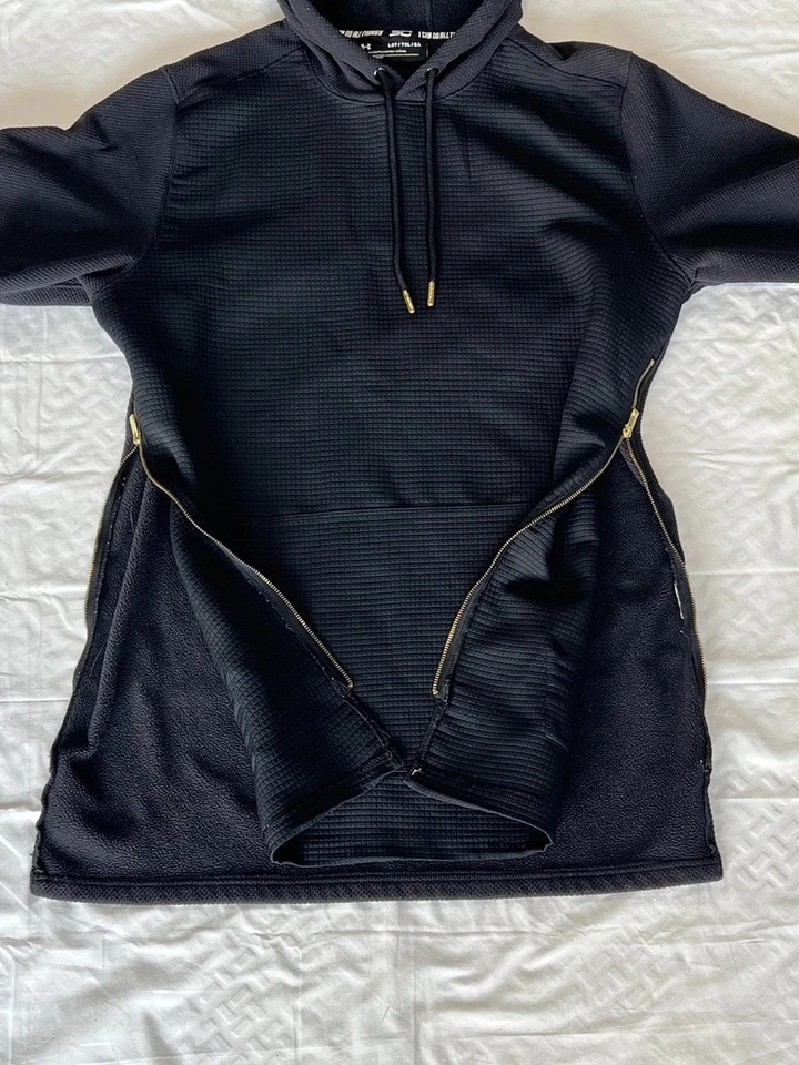 Under Armour SC Sudadera con Capucha Para Hombres Grande Manga Corta Ajustada Cremallera Dorada Baloncesto Foto 2 de 4