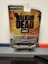 GREENLIGHT Hollywood Series 14 - WALKING DEAD - 2001 Ford Crown Victoria - 1:64