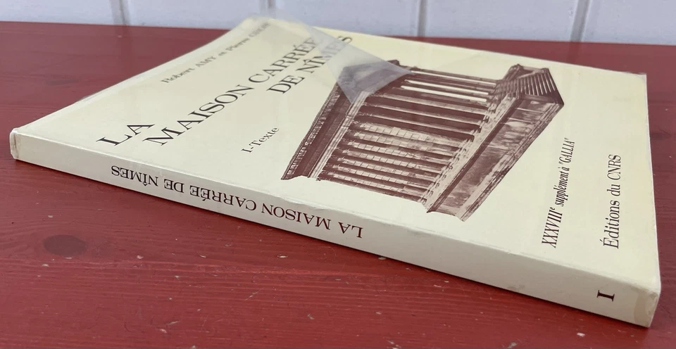 La Maison Carrée de Nîmes Vol I. Texte by Robert AMY & Pierre GROS PB CNRS 1979 - Image 4 of 4