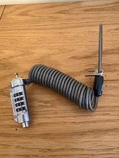 Kensington Przenośna kombinacja 4-kołowa blokada laptopa