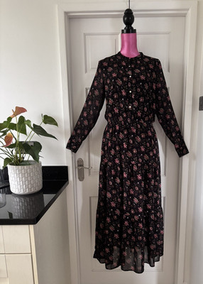 SOFIE SCHNOOR .. Black & Pink Floral Long Sleeve Maxi Dress Size S